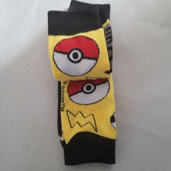 Pokemon 3 pack Crew Socks - Picture 4 of 9